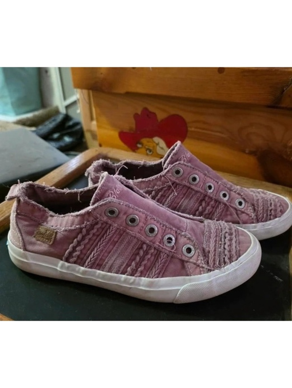 Blowfish Size 8C